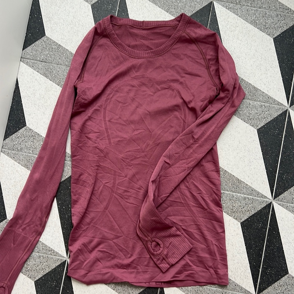 Womens Lululemon Swiftly Tech Size 6